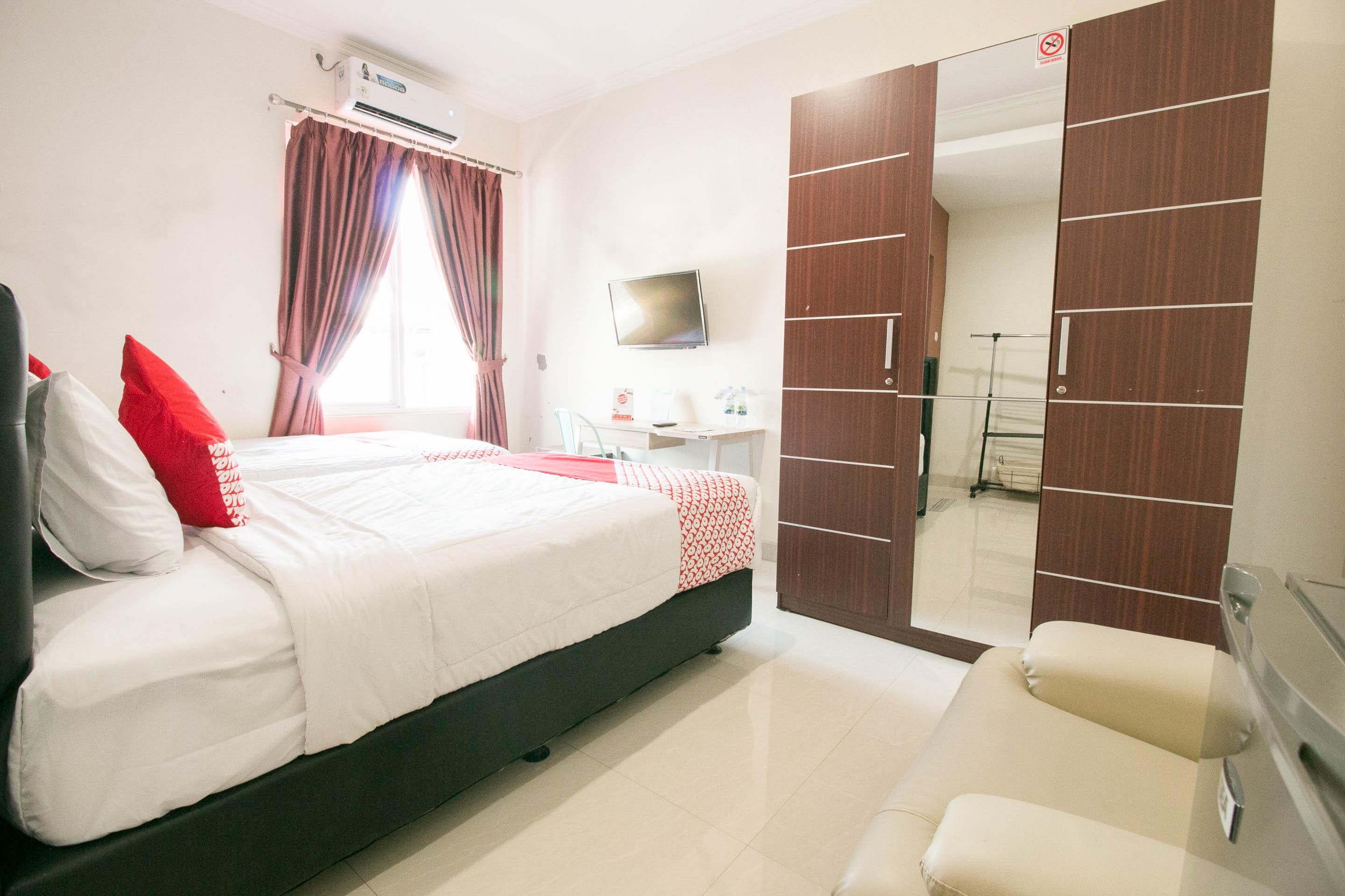Hotel Oyo 1975 Bale Ikite Makasar Exteriér fotografie